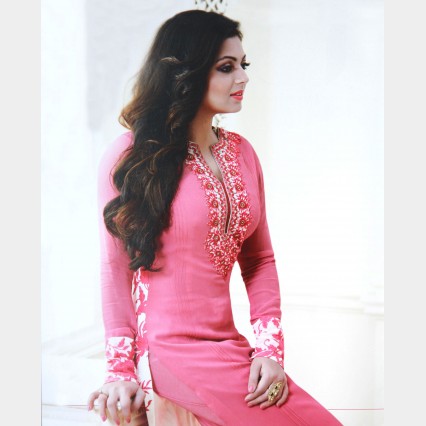 Classical Indian Shalwar Kameez with new style in soft georgette with beautiful embroidery in back side